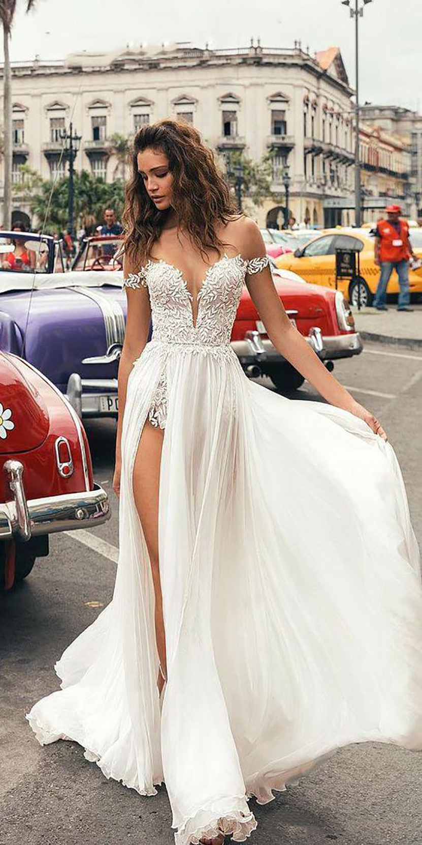 Sexy Style High Split Wedding Dresses 2021 Summer Lace Top Off Shoulder Deep V Neck Chiffon Long Bridal Gowns Custom Size 0509
