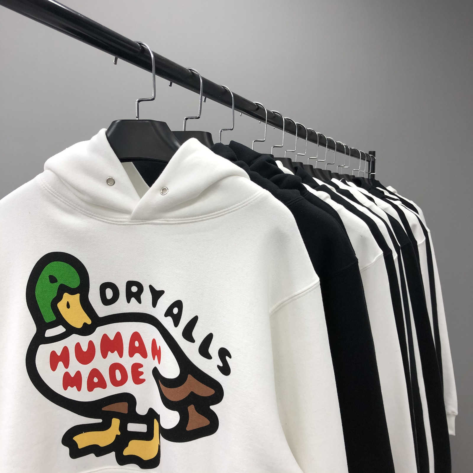 the Correct Version of Nigo Human Made Duck Couple's New Hooded Loose Plush Sweater in Autumn and WinterYJY, Black
the Correct Version of Nigo Human Made Duck Couple's New Hooded Loose Plush Sweater in Autumn and WinterYJY, Black