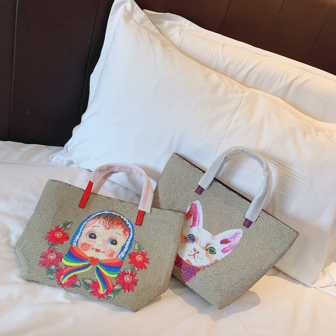 women's mini shopping bags designer letters high-quality handbag fashion matching graffiti trend pattern shoulder bag WF212231
women's mini shopping bags designer letters high-quality handbag fashion matching graffiti trend pattern shoulder bag WF212231