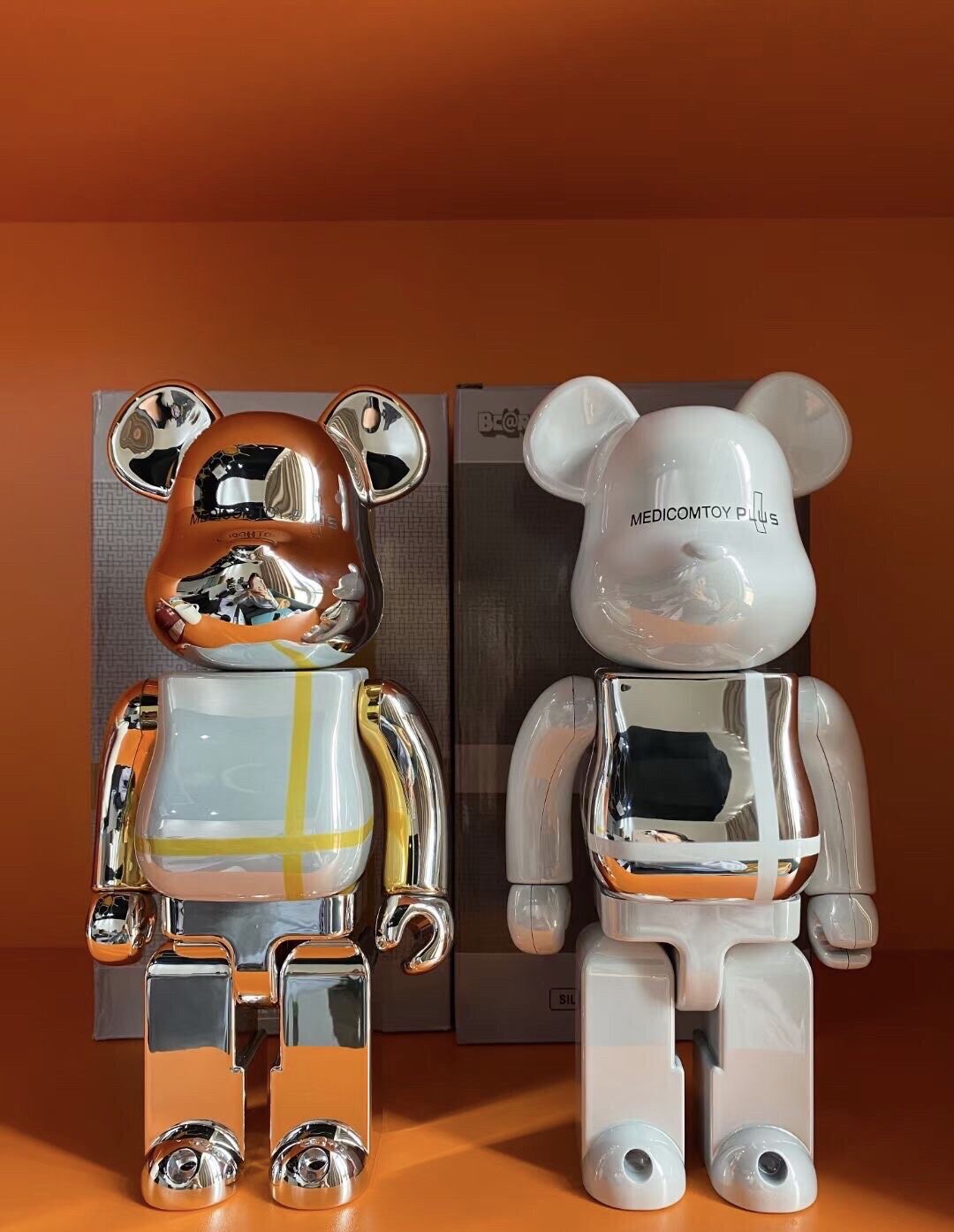 New 400% 28cm bearbrick Mechanical gear building block bear, ABS material, digital toy collector Be@rbrick Art work model decorative toy
New 400% 28cm bearbrick Mechanical gear building block bear, ABS material, digital toy collector Be@rbrick Art work model decorative toy