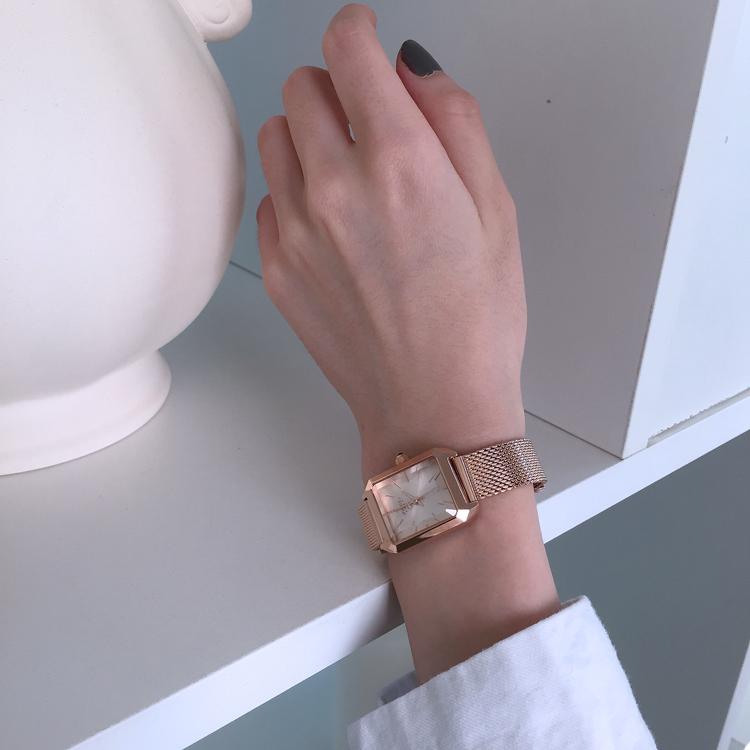Wristwatches Vintage Women's Watch Art Square Quartz Korean Chic Fashion Lady Leisure, Brown
Wristwatches Vintage Women's Watch Art Square Quartz Korean Chic Fashion Lady Leisure, Brown