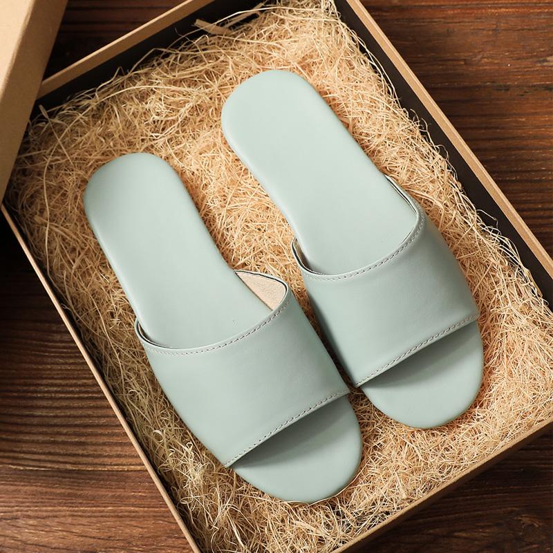 Slippers Japan Style Women's Summer Indoor Household Anti-Slip Mute Leather Home Shoes For Men Beauty Salon Casual, Black
Slippers Japan Style Women's Summer Indoor Household Anti-Slip Mute Leather Home Shoes For Men Beauty Salon Casual, Black
