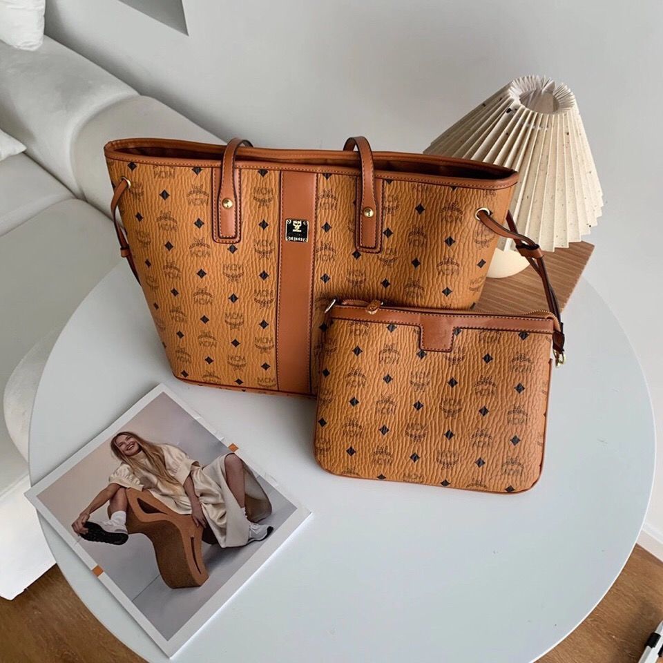 Bags Women' Single Shoulder Bag New Fashion Atmosphere Soft Leather Hand Tote Shopping Large Capacity Designers
Bags Women' Single Shoulder Bag New Fashion Atmosphere Soft Leather Hand Tote Shopping Large Capacity Designers