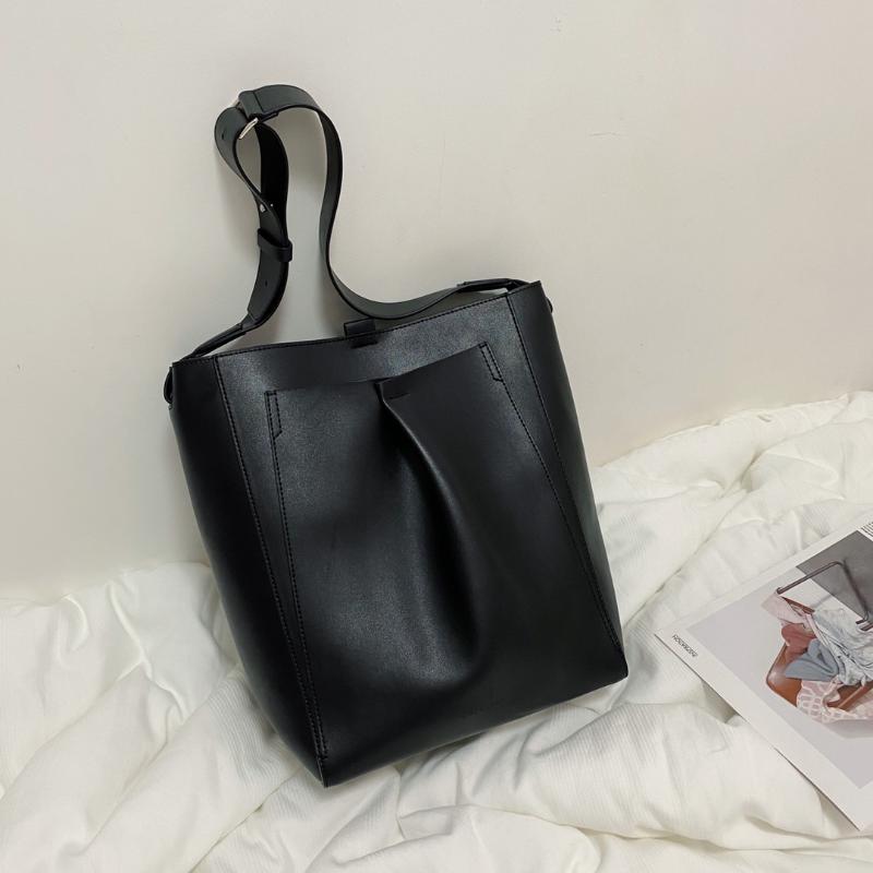 Waist Bags 2021 Everlane Women's The Studio Handbag Shoulder Bag Tote High Capacity 1774_8156, Black
Waist Bags 2021 Everlane Women's The Studio Handbag Shoulder Bag Tote High Capacity 1774_8156, Black