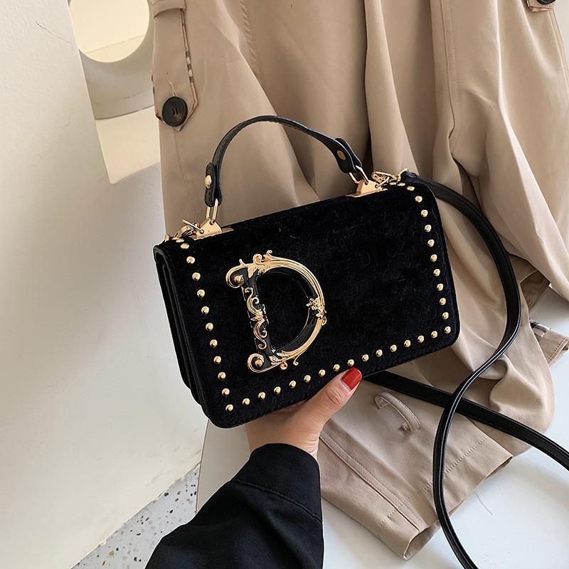 Fashion Letter Shoulder Bags Handbag Rivet Designer Velet Women Crossbody Messager Bag Luxurys Outdoor Travel PU Handbags Trendy Phone Pouch Gifts Xmas, Blue
Fashion Letter Shoulder Bags Handbag Rivet Designer Velet Women Crossbody Messager Bag Luxurys Outdoor Travel PU Handbags Trendy Phone Pouch Gifts Xmas, Blue