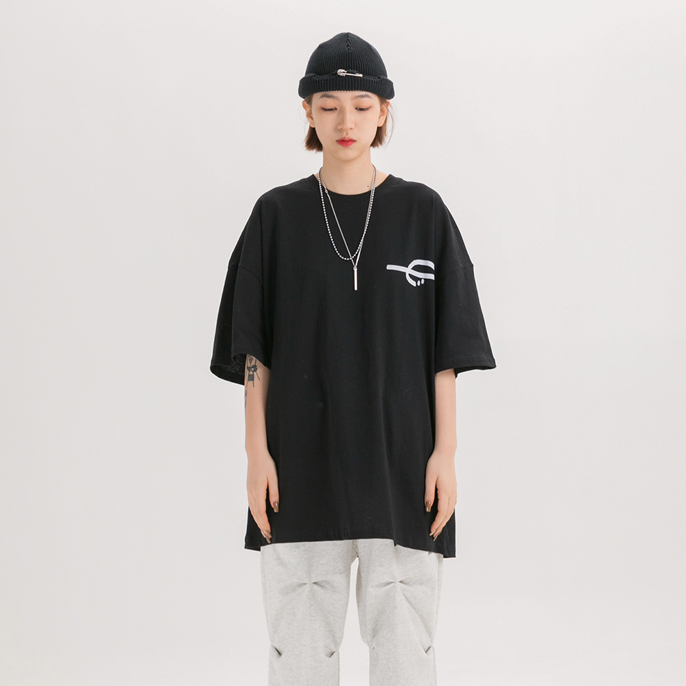 2021 New Designer Original Women Shirts Oversized Goth Clothes Streetwear Vintage Graphic Tees Top Street Wear Ladies Clothing Tcc7, Gray
2021 New Designer Original Women Shirts Oversized Goth Clothes Streetwear Vintage Graphic Tees Top Street Wear Ladies Clothing Tcc7, Gray
