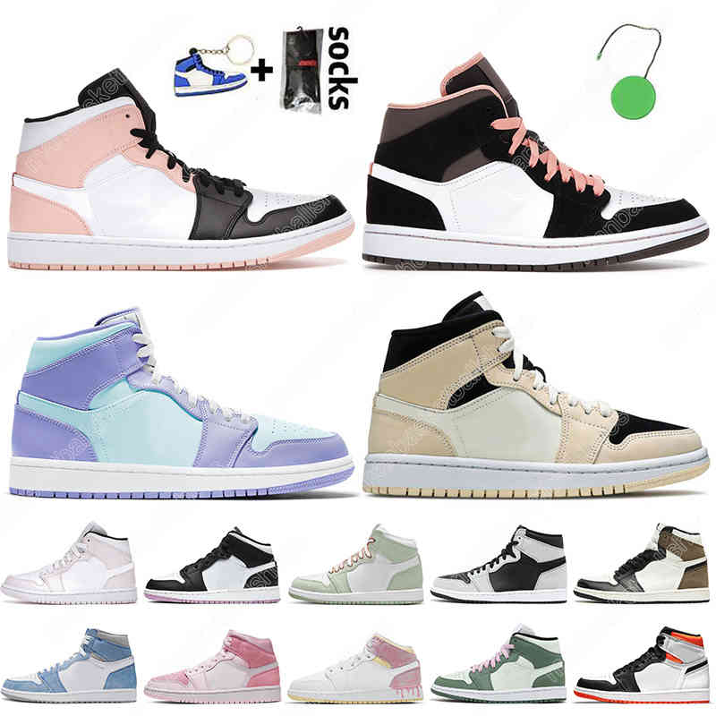 1s Sports Sneakers Women Men 1 Basketball Shoes Crimson Tint Mid Peach Mocha Purple Pulse Barely Orange High OG Hyper Royal Trainers
1s Sports Sneakers Women Men 1 Basketball Shoes Crimson Tint Mid Peach Mocha Purple Pulse Barely Orange High OG Hyper Royal Trainers