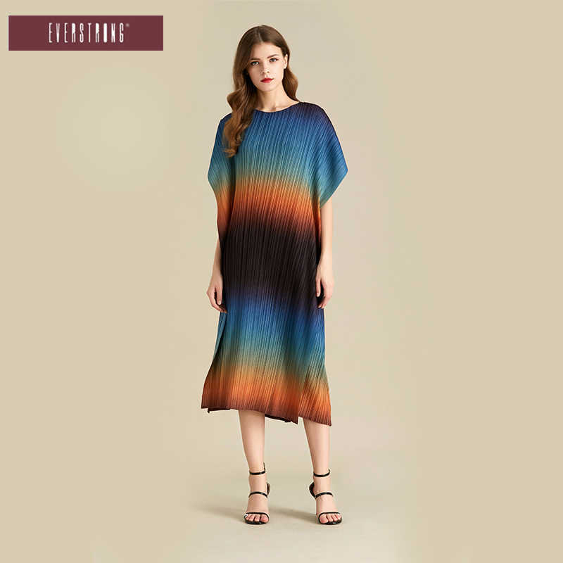 Short Sleeve Gradient Contrast Slim Fashion Loose O Neck Summer Mid-Calf Dresses Women 210615, Blue
Short Sleeve Gradient Contrast Slim Fashion Loose O Neck Summer Mid-Calf Dresses Women 210615, Blue