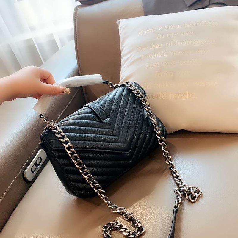 hot sale classic chain lady messenger bag trendy fashion high quality high quality leather shoulder bag portable lady shopping bag, Price difference
hot sale classic chain lady messenger bag trendy fashion high quality high quality leather shoulder bag portable lady shopping bag, Price difference