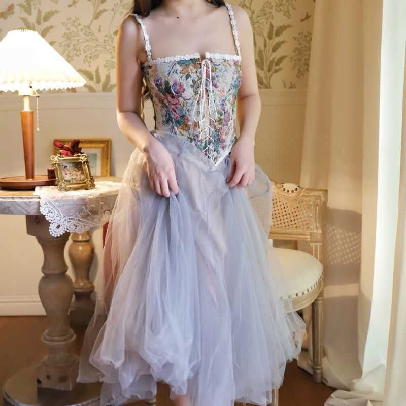 Floral Beach Party Sexy Bustiers Crop Women Backless Bandage French Vintage Halter Top Korean Boho Lace with Corset Summer 210625