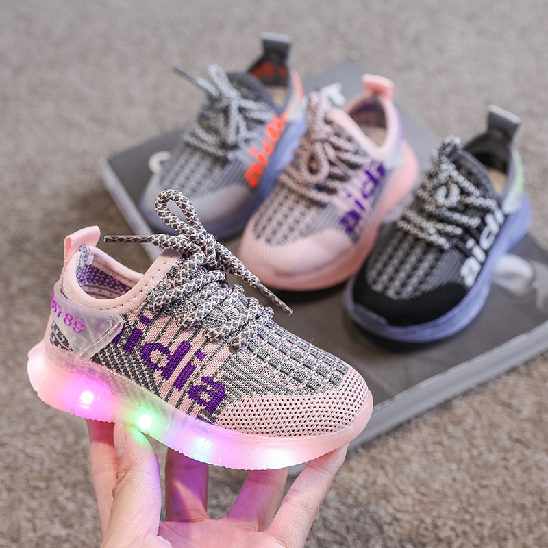 Fashion Light Kids Sneakers Baby Girls Letter Led Luminous Sport Shoes Children Boy Running Sneakers Shoes Girl Breathable Shoes, Black
Fashion Light Kids Sneakers Baby Girls Letter Led Luminous Sport Shoes Children Boy Running Sneakers Shoes Girl Breathable Shoes, Black