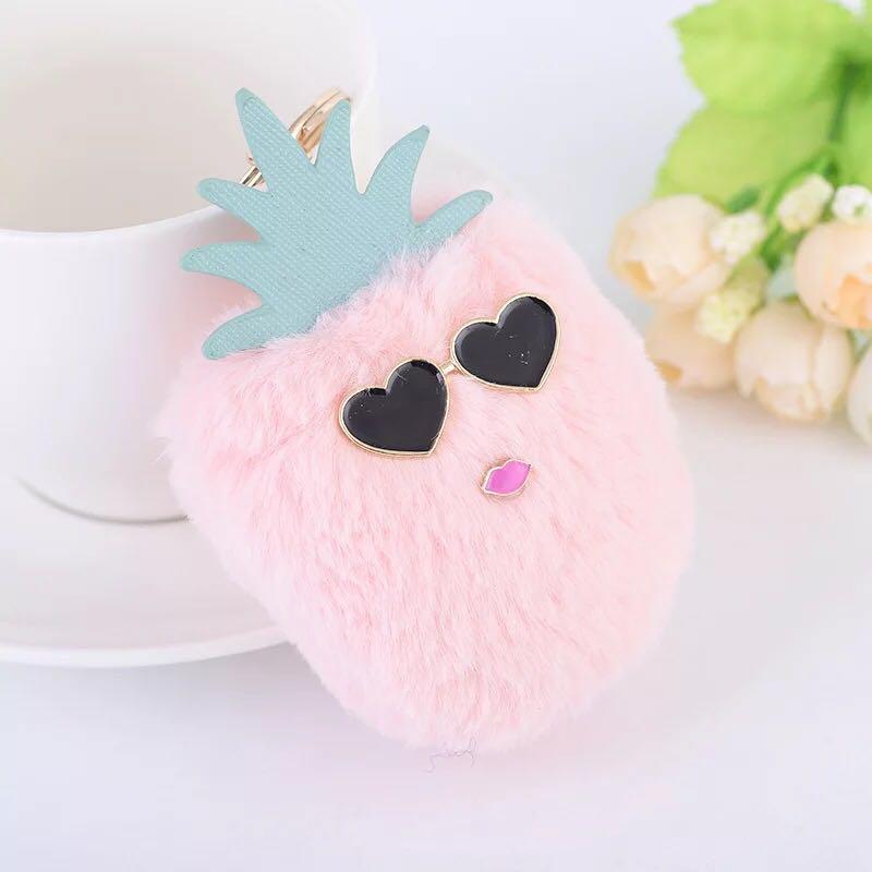 Keychains Fashion Cute Plush Fruit Key Chains Creative Glasses Pineapple Car Keychain Female Bags Pendant Accessories Girl Gift