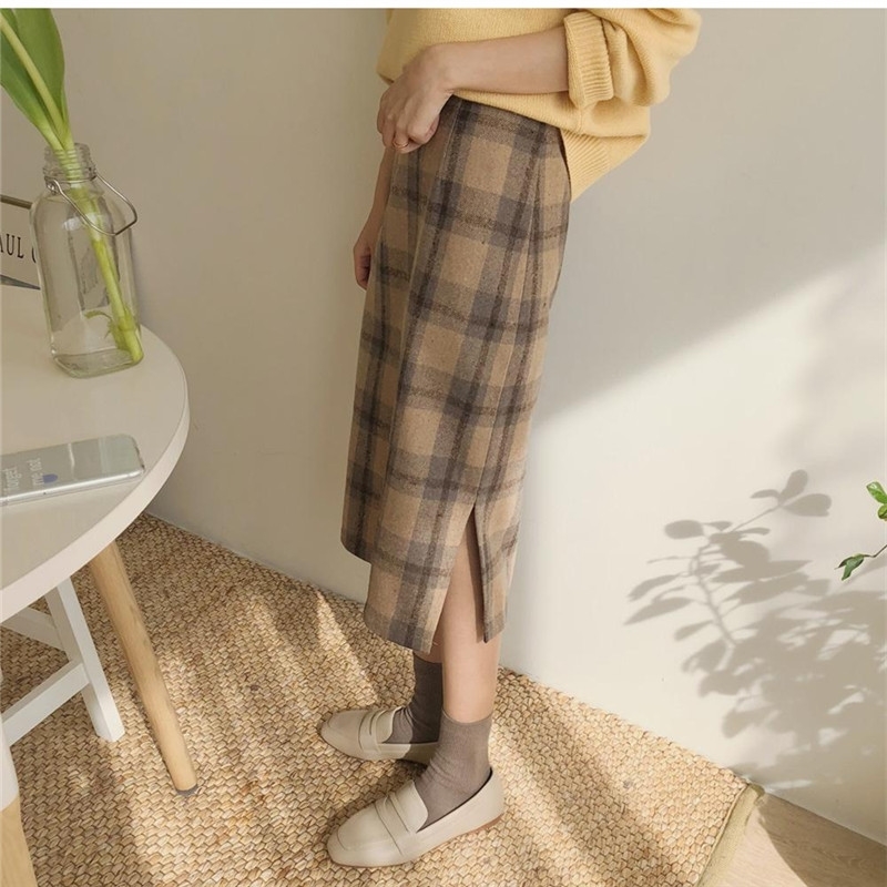 Vintage plaid Women Skirts Autumn Plus Size Pencil Long Girls Skirt Female Vintage Warm Thick Skirts Winter Femme Faldas Muje 210309