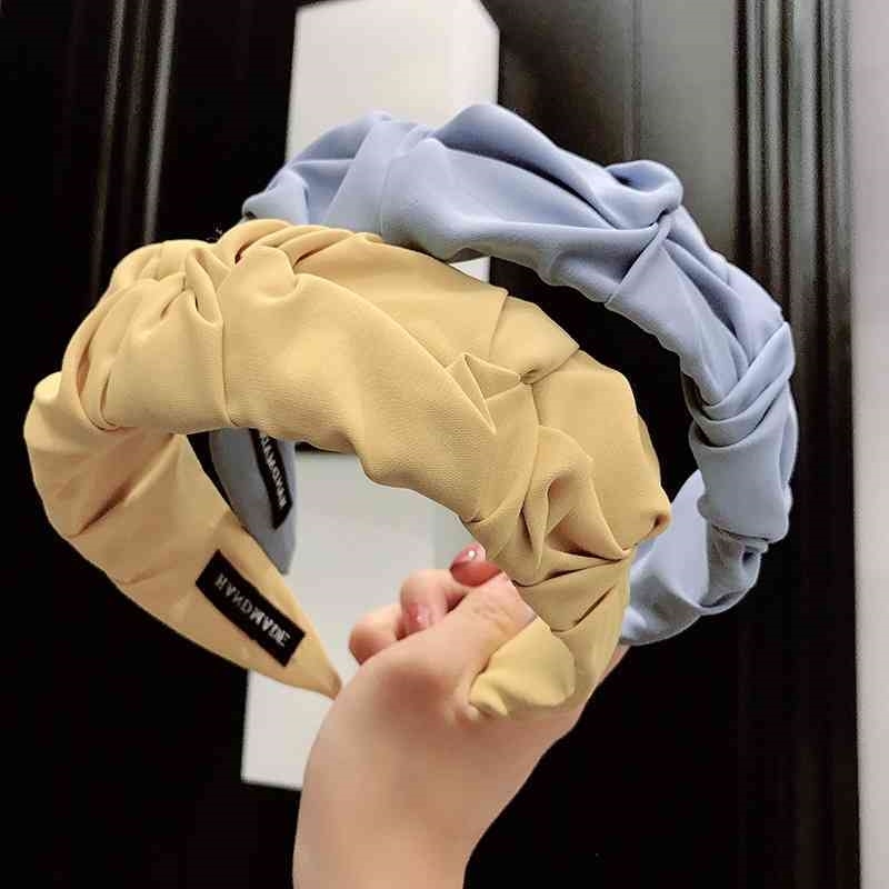 lady Sweet and versatile headband solid color cloth folding hairpin irregular wide edge Hair Band
lady Sweet and versatile headband solid color cloth folding hairpin irregular wide edge Hair Band