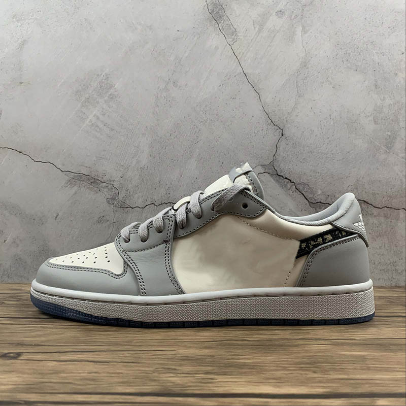 2021 Jumpman 1s Wolf Grey Black White Men Woman Basketball Shoes Top Quality Low 1 Sports Sneakers With Box, #2
2021 Jumpman 1s Wolf Grey Black White Men Woman Basketball Shoes Top Quality Low 1 Sports Sneakers With Box, #2
