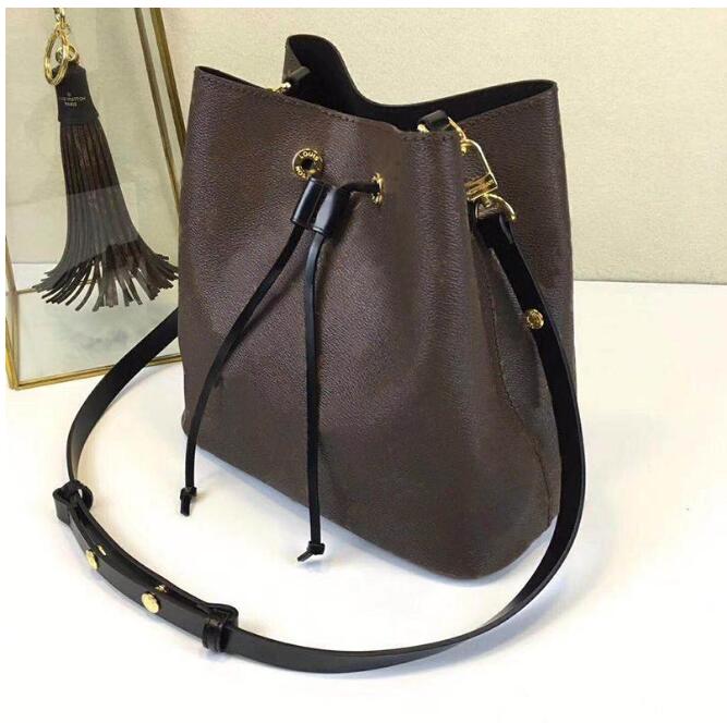 High Quality designers bags Luxury Leather styles Handbags Famous Designer for Women Single Shoulder Bag popular Boston Bags
High Quality designers bags Luxury Leather styles Handbags Famous Designer for Women Single Shoulder Bag popular Boston Bags
