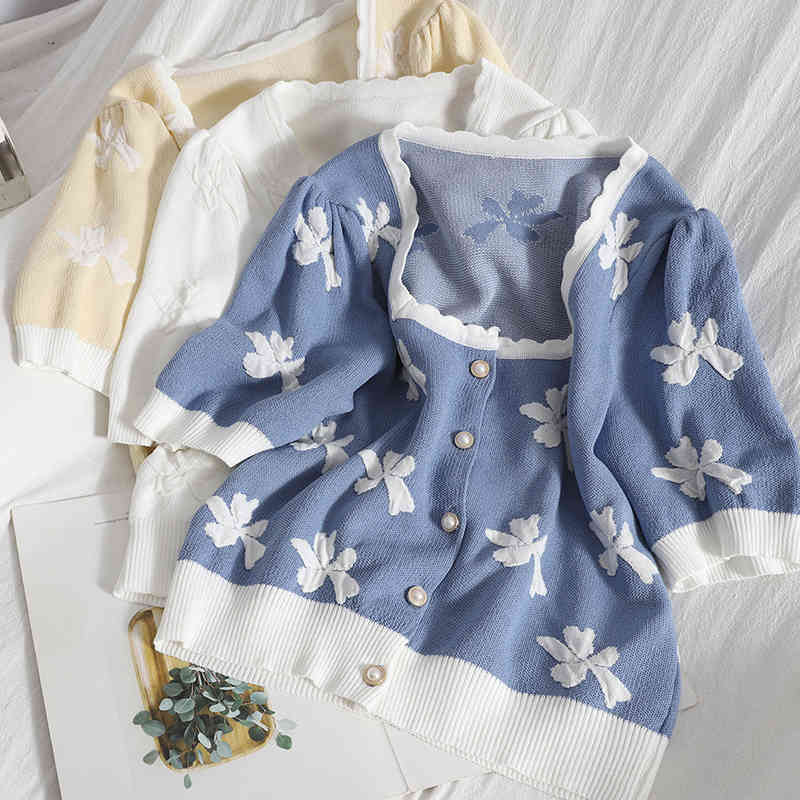 Contrasting color lace square collar small cardigan age-reducing jacquard sweater summer buttoned Korean style puff sleeve top 210525, Blue
Contrasting color lace square collar small cardigan age-reducing jacquard sweater summer buttoned Korean style puff sleeve top 210525, Blue