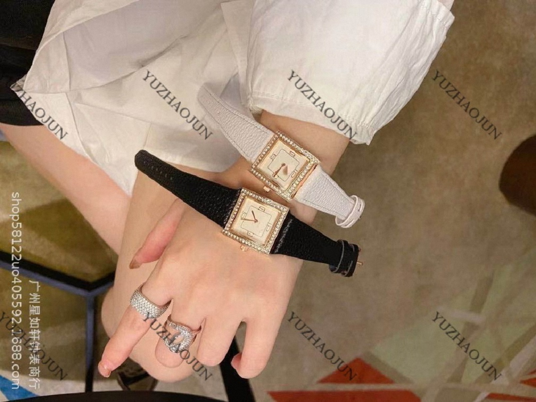 Fashoin style square design Women watches atmospheric diamond orange quartz movement high quality formal watch h belt box, Brown
Fashoin style square design Women watches atmospheric diamond orange quartz movement high quality formal watch h belt box, Brown