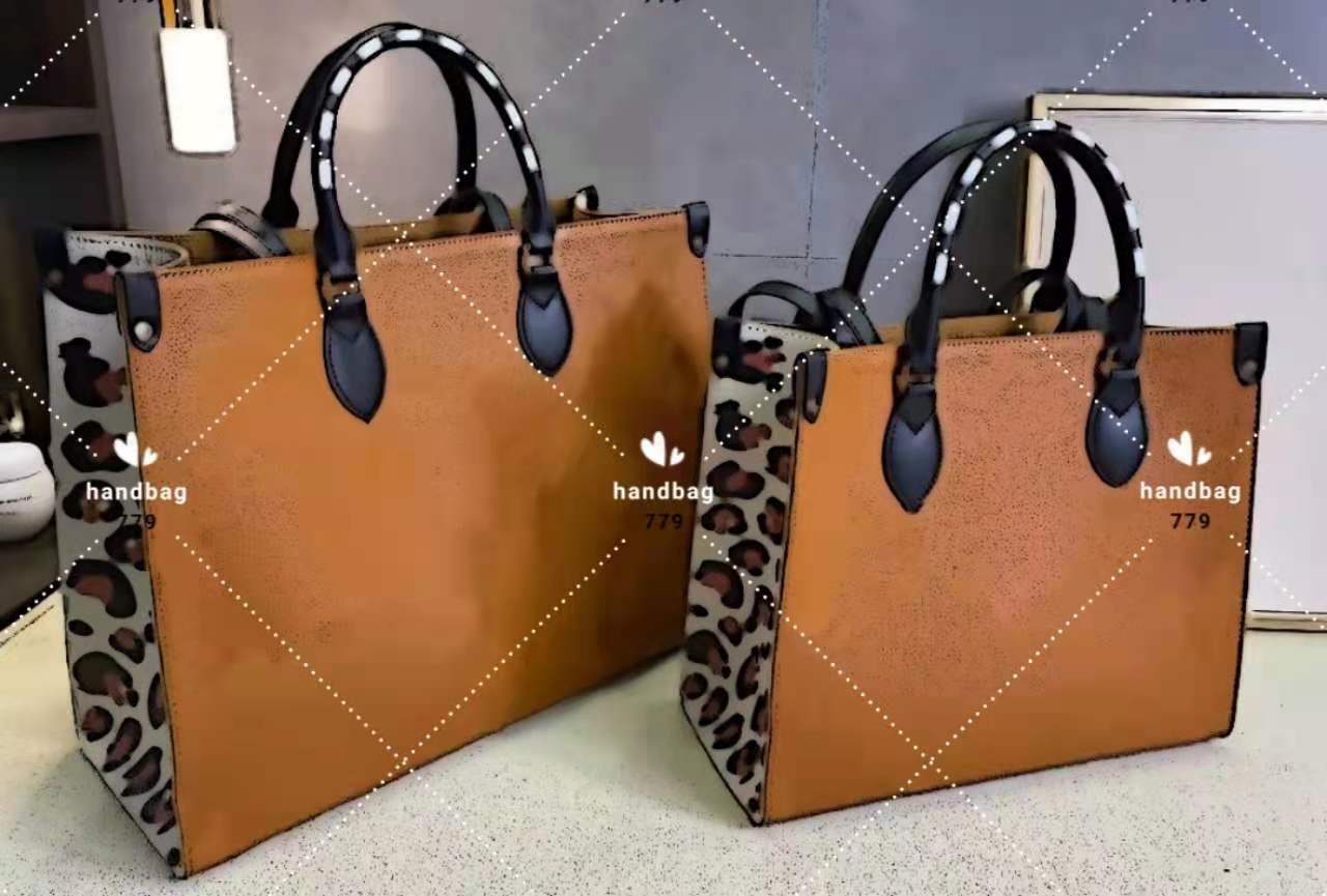 Designer Beach Bag Women shoulder Tote handbag ONTHE Classic Print Fashion Side Cartoon luxury Leopard Design Extra Volume leather Shopping Bags, 1111
Designer Beach Bag Women shoulder Tote handbag ONTHE Classic Print Fashion Side Cartoon luxury Leopard Design Extra Volume leather Shopping Bags, 1111