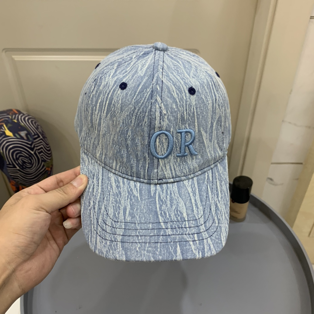 2021 the new designer hat baseball caps classic paragraphs quality male female free shipping5, Blue;gray
2021 the new designer hat baseball caps classic paragraphs quality male female free shipping5, Blue;gray