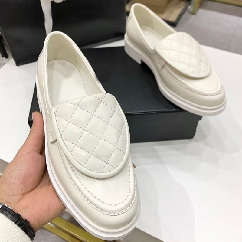 High Quality Womens Fashion White Leather Brown Back Platform Shoes Flat Designer Lady Black White sneakers for women, Red;white
High Quality Womens Fashion White Leather Brown Back Platform Shoes Flat Designer Lady Black White sneakers for women, Red;white