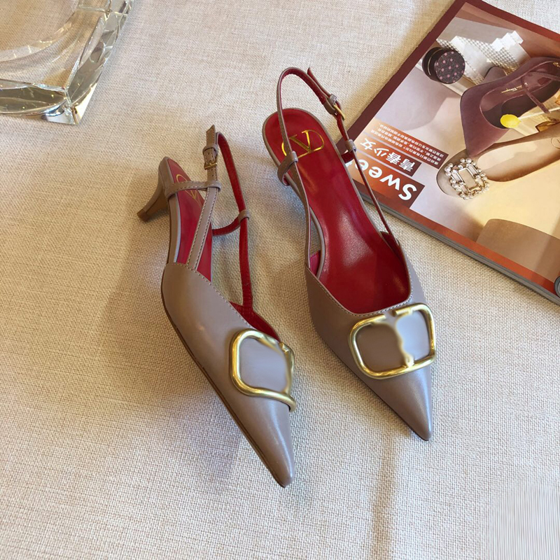 2021 Good Quality Fashion Women Luxurys Designers Shoes Designer Sandals Womens Luxury High Heels Sandal Dress Shoess With Box Size 35-41 -H486, Nude
2021 Good Quality Fashion Women Luxurys Designers Shoes Designer Sandals Womens Luxury High Heels Sandal Dress Shoess With Box Size 35-41 -H486, Nude