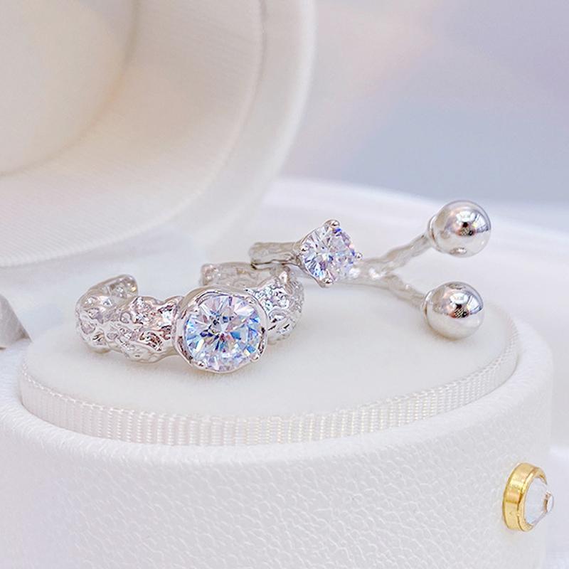 Cluster Rings Ins Exquisite Super Shine CZ Women Ring Top Quality Micro Inlaid Zirconia Bague Bijoux Jewelry Accessories Gift, Golden;silver
Cluster Rings Ins Exquisite Super Shine CZ Women Ring Top Quality Micro Inlaid Zirconia Bague Bijoux Jewelry Accessories Gift, Golden;silver