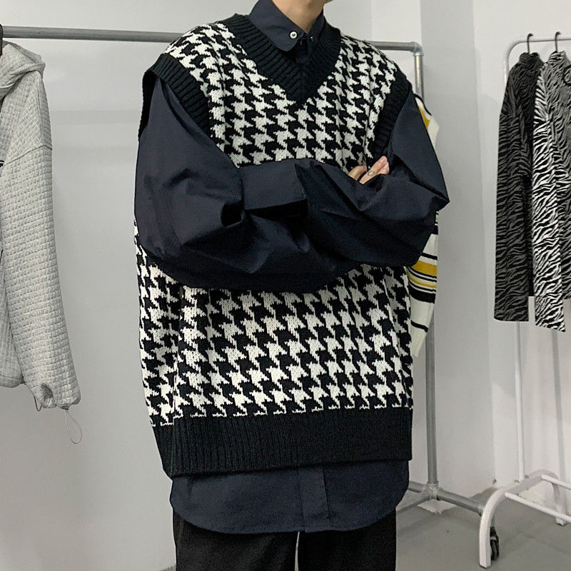 2021 New Men's Vest V-neck Fashion Harajuku Sweater Personality Clothes Casual Retro Pullover Men Knitting Sweaters 1sd9, White
2021 New Men's Vest V-neck Fashion Harajuku Sweater Personality Clothes Casual Retro Pullover Men Knitting Sweaters 1sd9, White