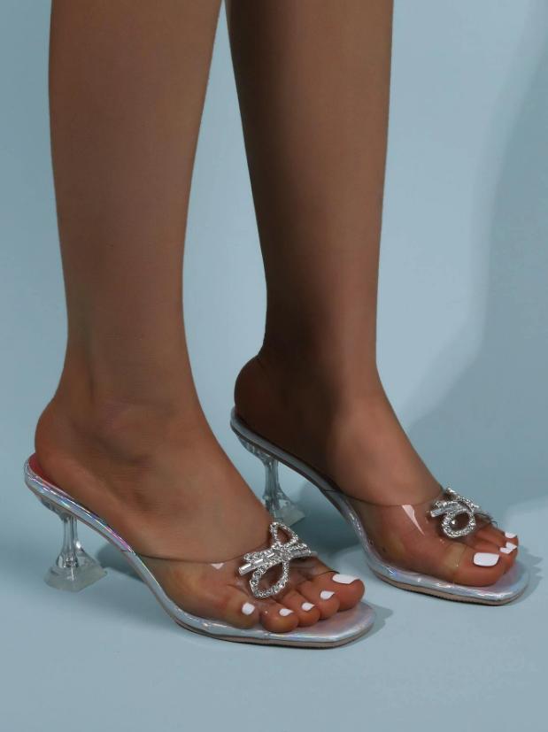 Brand High Heel Sandals for Women Butterfly Knot Strappy Heels Sandal Summer Woman Shoes Alphabet Thin Heel Leather Shoe, Beigh
Brand High Heel Sandals for Women Butterfly Knot Strappy Heels Sandal Summer Woman Shoes Alphabet Thin Heel Leather Shoe, Beigh
