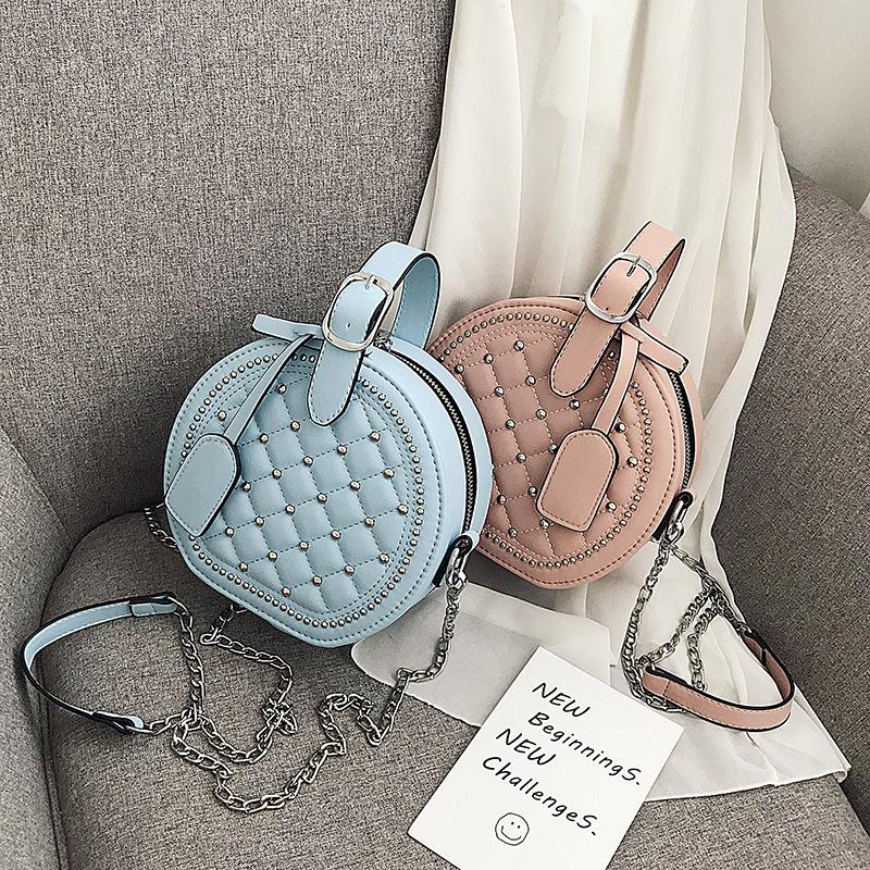 2021 new shoulder bag women's casual fashion Korean version willow nail small round bag ladies crossbody, Black
2021 new shoulder bag women's casual fashion Korean version willow nail small round bag ladies crossbody, Black