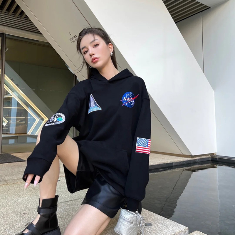 Autumn Winter embroidery space shuttle logo Hoodie high quality tracksuit USA Flag Hoody Unisex streetwear Hooded Sweatshirt, Black
Autumn Winter embroidery space shuttle logo Hoodie high quality tracksuit USA Flag Hoody Unisex streetwear Hooded Sweatshirt, Black