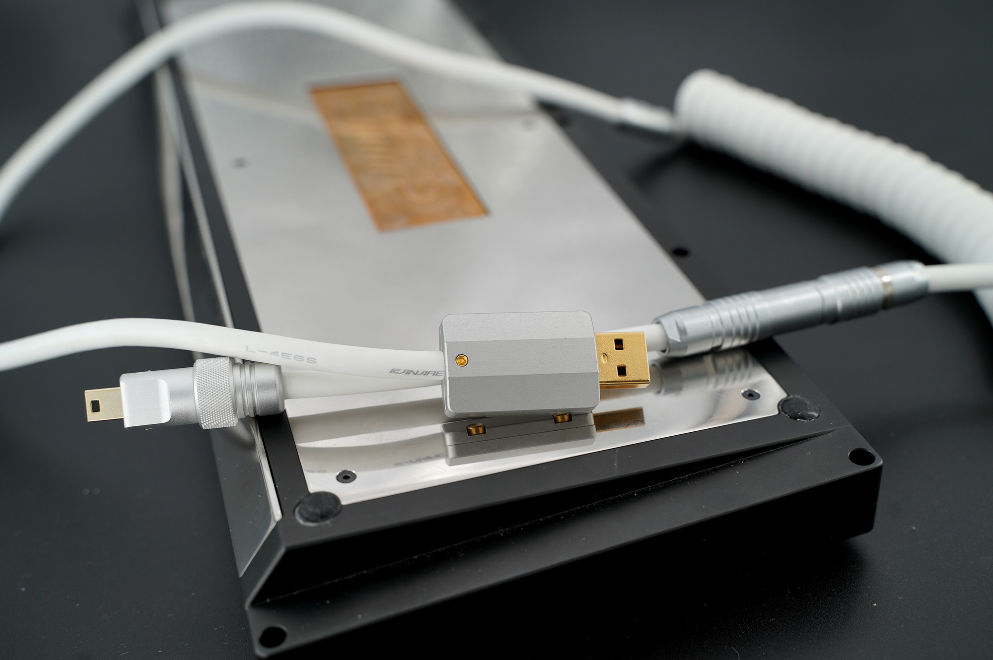 GeekCable Handmade Customized Mechanical Keyboard Cable For CyberBoard Coiled Keyboard Cable Top Match Rubber White