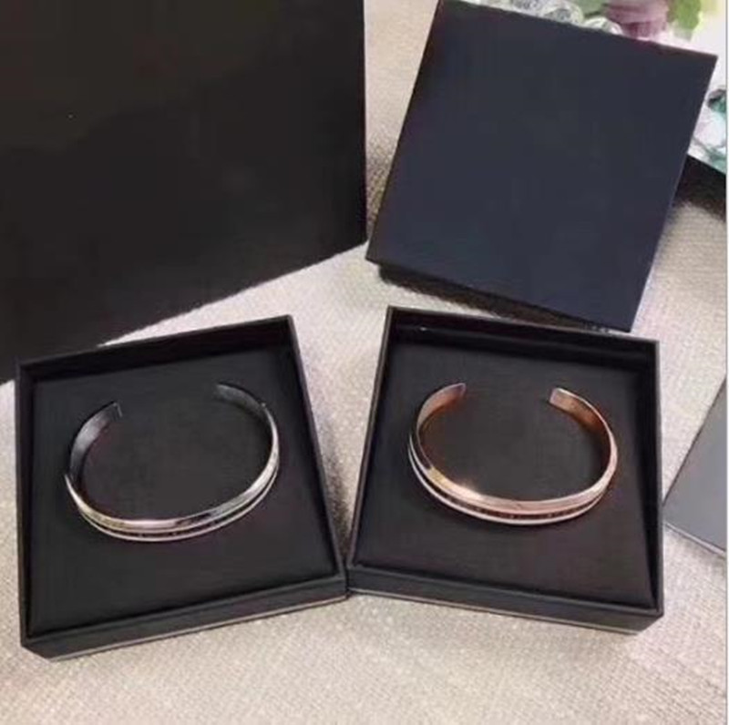 Letter Printing Bracelet ceramic Bracelet wedding Titanium Steel Bracelet Elegant Shape Oval Bracelets Jewelry Supply w305, Black
Letter Printing Bracelet ceramic Bracelet wedding Titanium Steel Bracelet Elegant Shape Oval Bracelets Jewelry Supply w305, Black