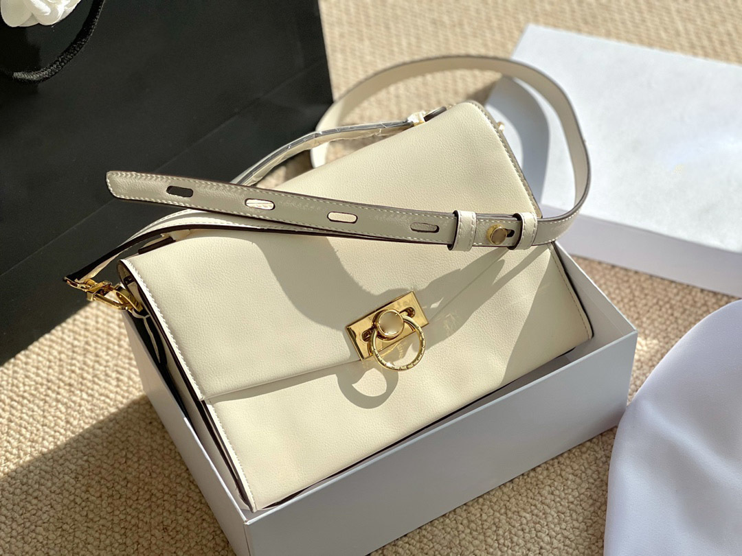 2021 fashionable and beautiful ladies famous shoulder bag leather chain messenger bag fashionable size:25*18cm1, White
2021 fashionable and beautiful ladies famous shoulder bag leather chain messenger bag fashionable size:25*18cm1, White