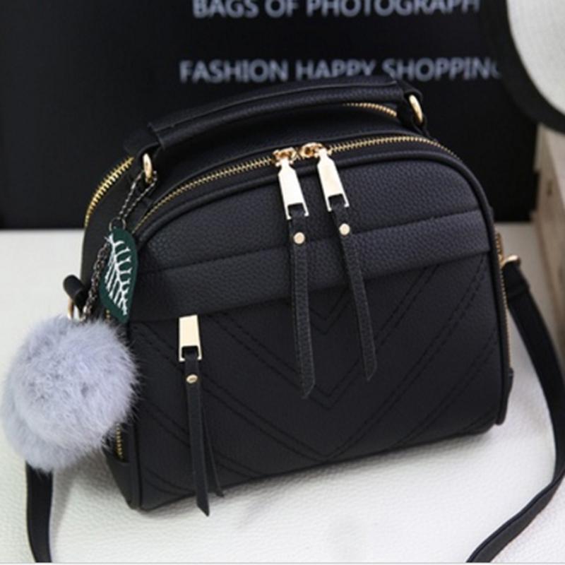 Evening Bags 2021 Girl Messenger With Fair Ball Tassel Fashion PU Leather Handbag For Women Female Shoulder Ladies Party Handbags
Evening Bags 2021 Girl Messenger With Fair Ball Tassel Fashion PU Leather Handbag For Women Female Shoulder Ladies Party Handbags