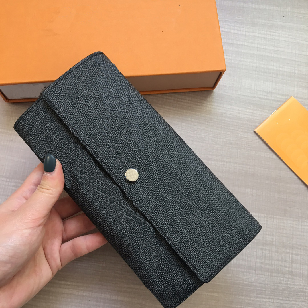 2022 Purses Women's Wallets Zipper Bag Female Wallet Purse Fashion Card Holder Pocket Long Women Tote Bags With Box DustBags, Red;black
2022 Purses Women's Wallets Zipper Bag Female Wallet Purse Fashion Card Holder Pocket Long Women Tote Bags With Box DustBags, Red;black
