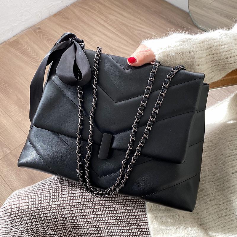 Design Small PU Leather Crossbody Bags for Women 2021 Winter Trend Hand Bag Women's Shoulder Handbags, Black
Design Small PU Leather Crossbody Bags for Women 2021 Winter Trend Hand Bag Women's Shoulder Handbags, Black