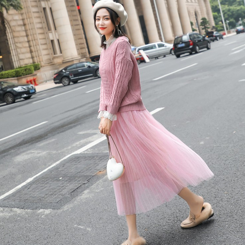 ZAWFL High Quality Autumn Winter Pattern Fashion Suit Solid color Knitting Sweater + Long Fund Mesh Skirt Two piece set 210525
ZAWFL High Quality Autumn Winter Pattern Fashion Suit Solid color Knitting Sweater + Long Fund Mesh Skirt Two piece set 210525