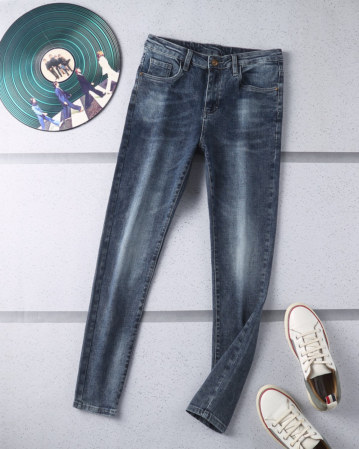 European American Style Jeans Designer Mens Light Trousers Slim Casual Autumn And Winter New StylePlaid Regular Pant Latest Hip Hop Rock revival jean, Blue
European American Style Jeans Designer Mens Light Trousers Slim Casual Autumn And Winter New StylePlaid Regular Pant Latest Hip Hop Rock revival jean, Blue