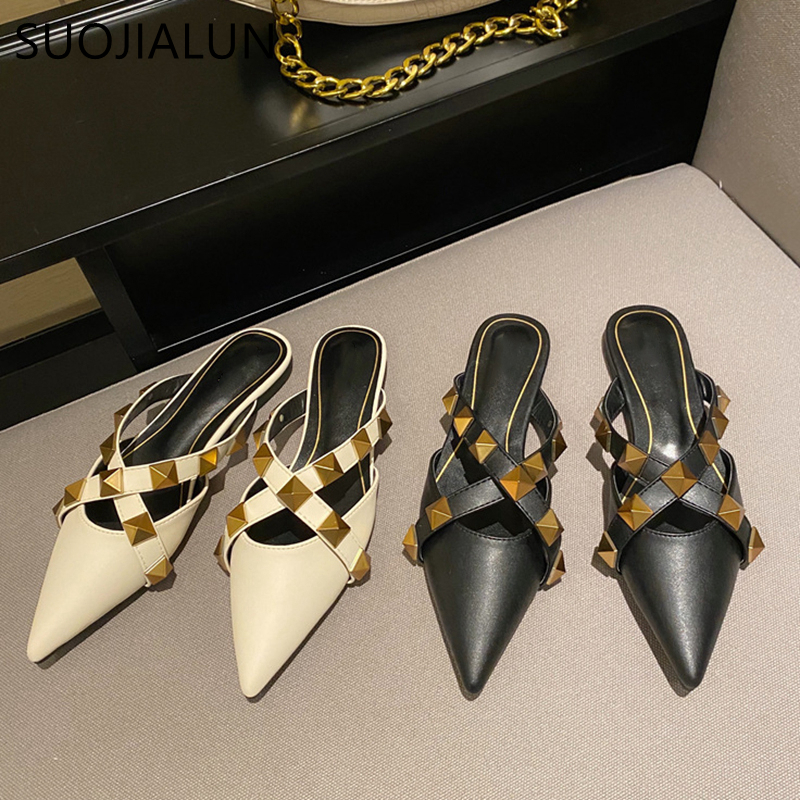 SUOJIALUN Rivet Strap Pointed Toe Flat Heel Slipper Fashion Brand Slip On Mules Shoes Ladies Luxury Outdoor Slides Flip Flop C0313, Black
SUOJIALUN Rivet Strap Pointed Toe Flat Heel Slipper Fashion Brand Slip On Mules Shoes Ladies Luxury Outdoor Slides Flip Flop C0313, Black