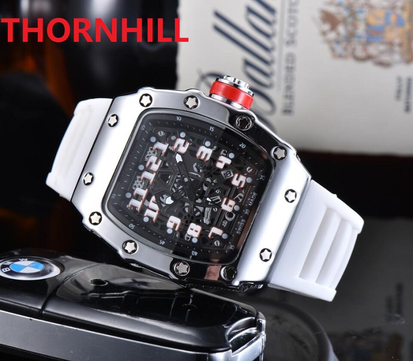 Hip Hop Cool Men's Watches Luxury Number Dial Designer Quartz Wrist Watch Calendar Square Iced Out Wristwatch Male Clock Relogio Masculino, As pic
Hip Hop Cool Men's Watches Luxury Number Dial Designer Quartz Wrist Watch Calendar Square Iced Out Wristwatch Male Clock Relogio Masculino, As pic