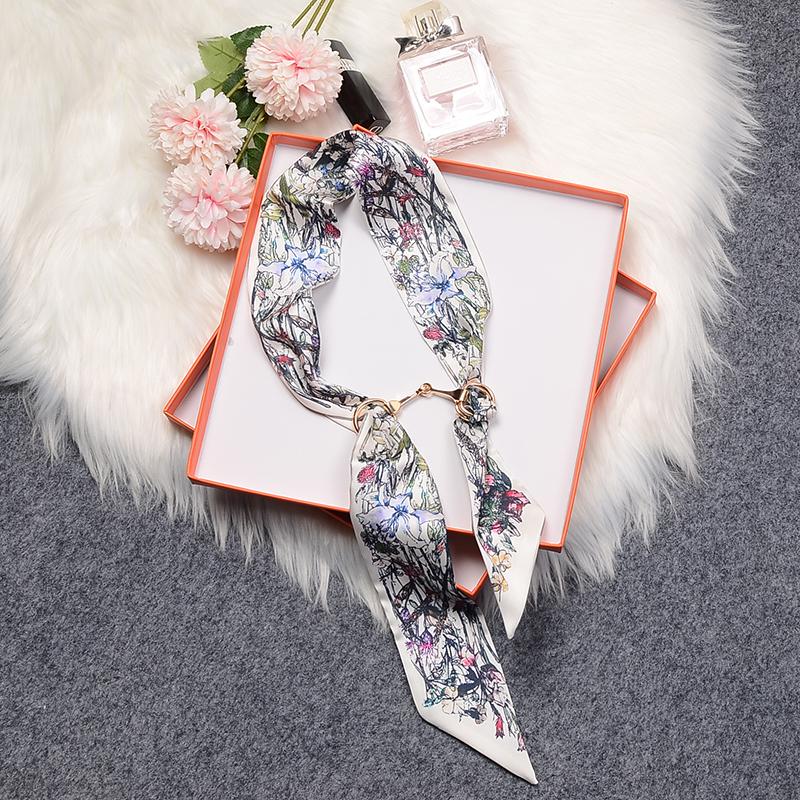 Scarves SIGISHIR Brand Horse Print Bag Strap Scarf 2021 Womens Silk Fashion Head Headwear Long Accessories Ribbo
Scarves SIGISHIR Brand Horse Print Bag Strap Scarf 2021 Womens Silk Fashion Head Headwear Long Accessories Ribbo