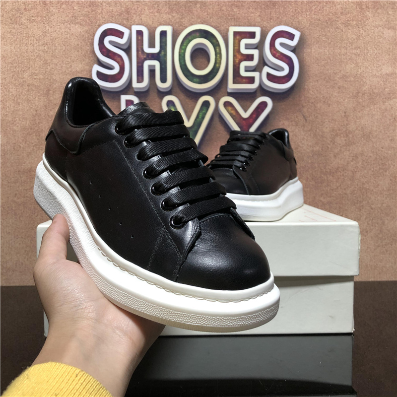 Top Quality Men Womens Genuine Leather Shoes Women Fashion Outdoor Velvet Falt Sneakers Mens Platform Leathers Luxury Designer Casual Trainers, Customize
Top Quality Men Womens Genuine Leather Shoes Women Fashion Outdoor Velvet Falt Sneakers Mens Platform Leathers Luxury Designer Casual Trainers, Customize