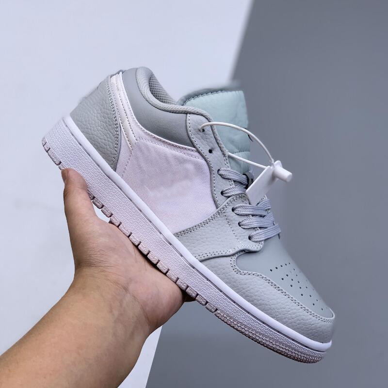 1 Low With Grey Camo Swooshes Shoe 1s Men Women Basketball Shoes Outdoor Sports Sneakers Mens Trainers
1 Low With Grey Camo Swooshes Shoe 1s Men Women Basketball Shoes Outdoor Sports Sneakers Mens Trainers
