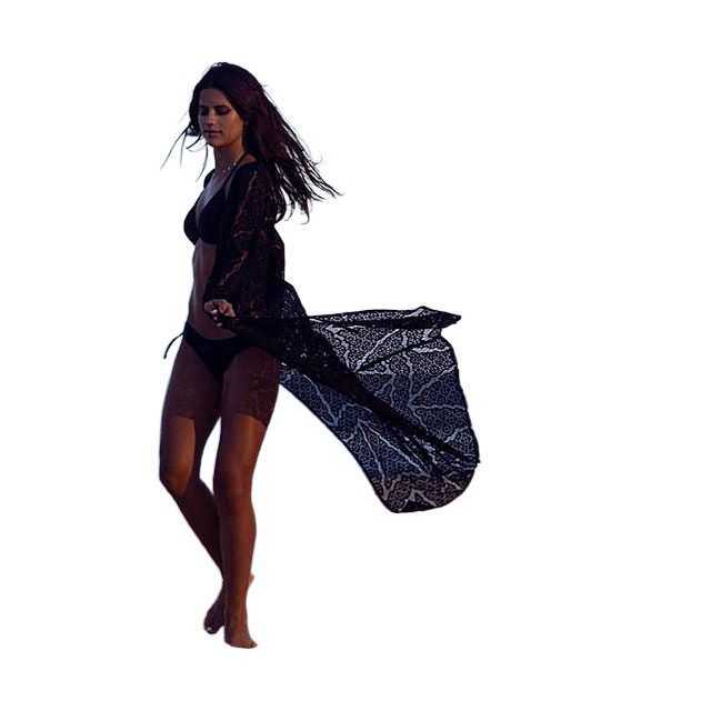 Hollow Out Lace Bikini Cover Up Summer White Sexy Sheer Robe Tunic Beach Dress Brasilian Swimming Suit Ups for Women Black 210604