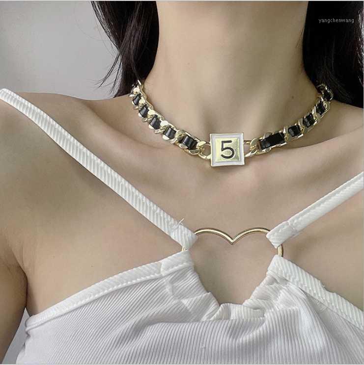 Chains Fashion Light Luxury Necklace Female Digital Ins Cold Wind Leather Braided Clavicle Chain
Chains Fashion Light Luxury Necklace Female Digital Ins Cold Wind Leather Braided Clavicle Chain