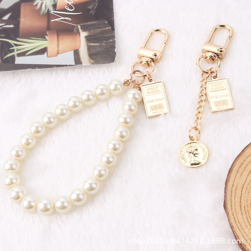 Retro pearl Keychain Double-sided Letter Card Pendant Square Chain Mobile Phone Case Chain Coin Pendant Women Bag Pendant
Retro pearl Keychain Double-sided Letter Card Pendant Square Chain Mobile Phone Case Chain Coin Pendant Women Bag Pendant