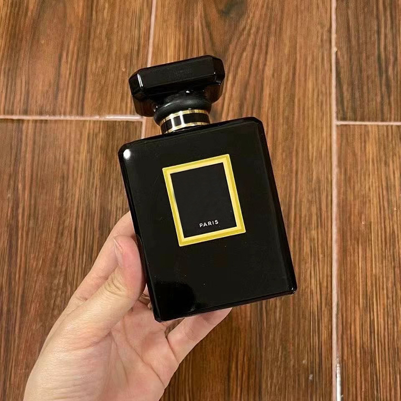 Deodorant Women Perfume Lady Elegant Spray 100ml floral woody musk good smell sweet fragrance and fast free delivery
Deodorant Women Perfume Lady Elegant Spray 100ml floral woody musk good smell sweet fragrance and fast free delivery