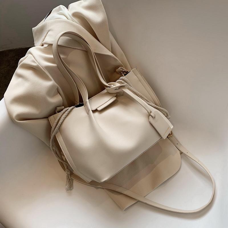 Bags For Women 2021 New Versatile One Shoulder Messenger Bag Fashionable Texture Portable Tote Bag, Beige
Bags For Women 2021 New Versatile One Shoulder Messenger Bag Fashionable Texture Portable Tote Bag, Beige