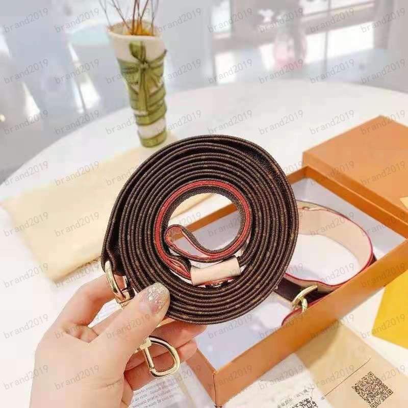 Popularity style printing With metal Dog Collars Leashes Large size comes withs box Handmade leather Design Dogs Supplies
Popularity style printing With metal Dog Collars Leashes Large size comes withs box Handmade leather Design Dogs Supplies